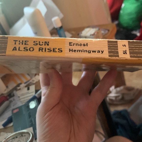 Ernest Hemingway The Sun also Rises Vintage 1954 Paperback Novel - Picture 3 of 5